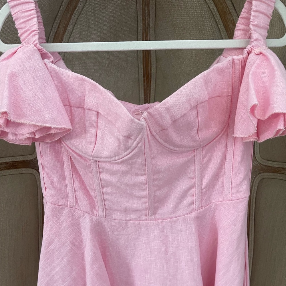 Bardot size medium off the shoulder linen dress new with tag retail $179